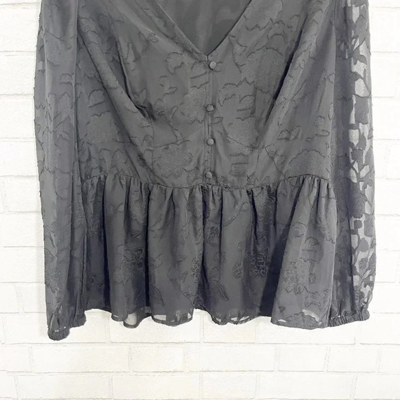 Torrid Black Lace Semi Sheer Long Sleeve Peplum Blouse Women's Plus Size 0X - Picture 5 of 10